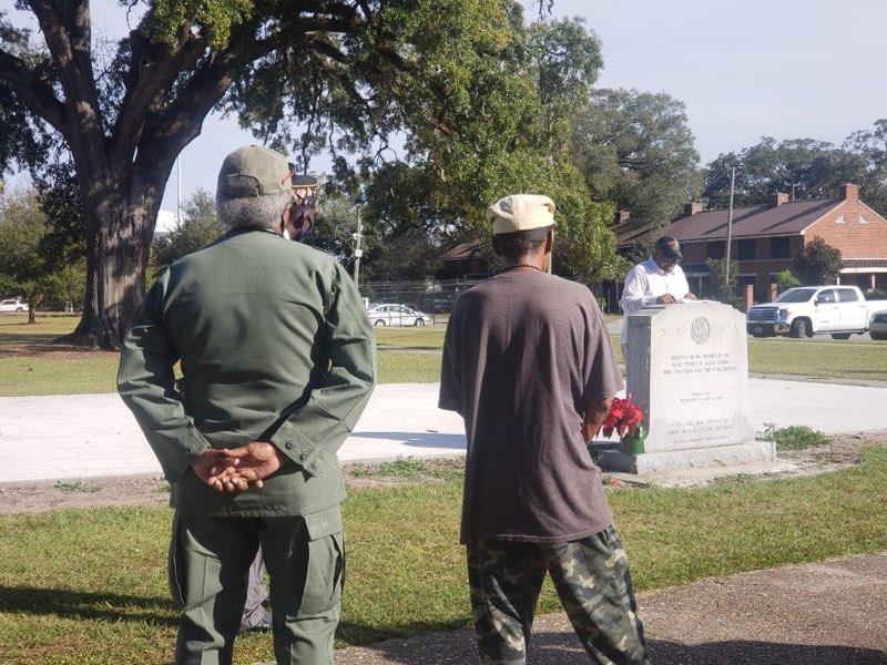 Living veterans remember fallen comrades